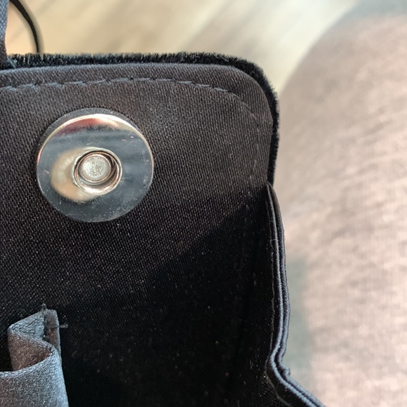 La Regale LTD - velvet and diamond evening bag - Picture 7 of 7